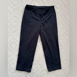 Zella/ Women Activewear/ Black Cropped Pants with Drawstring/ S